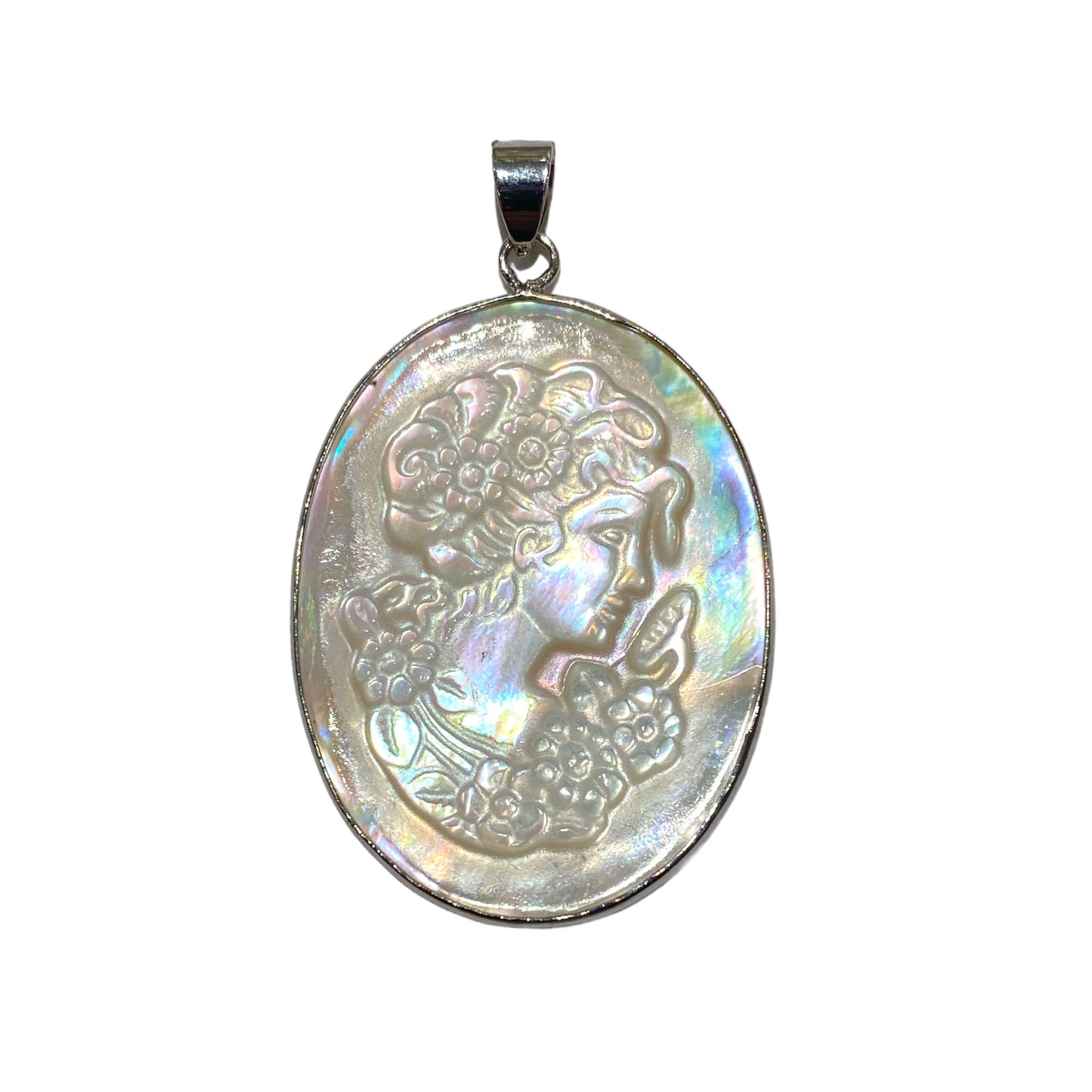 Pendentif camée femme en nacre