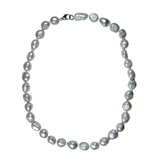 Collier en perles d’eau douce gris G-4