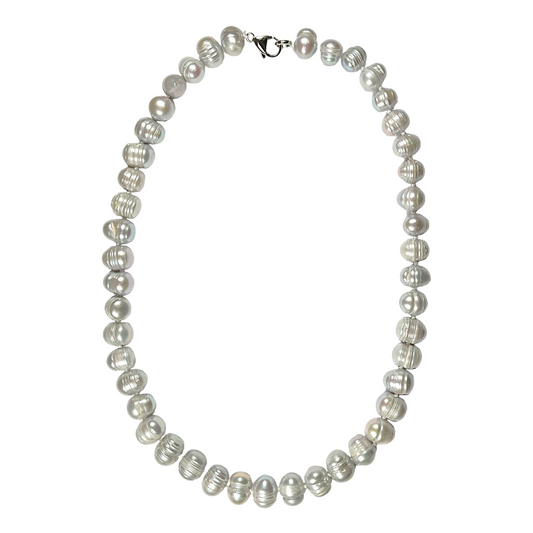 Collier en perles d’eau douce gris G-3