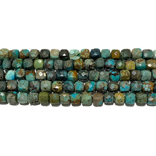 Fil de perles carrées facetté Chrysocolle 4x4 mm