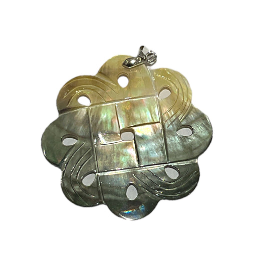 Pendentif en nacre d’abalone grise